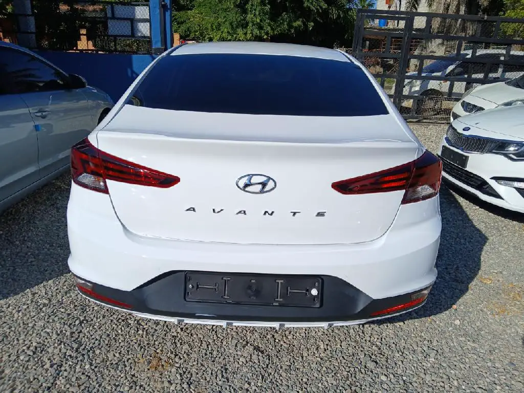 VENDO HYUNDAI AVANTE 2020  FINANCIAMIENTO DISPONIBLE  Foto 7262234-5.jpg