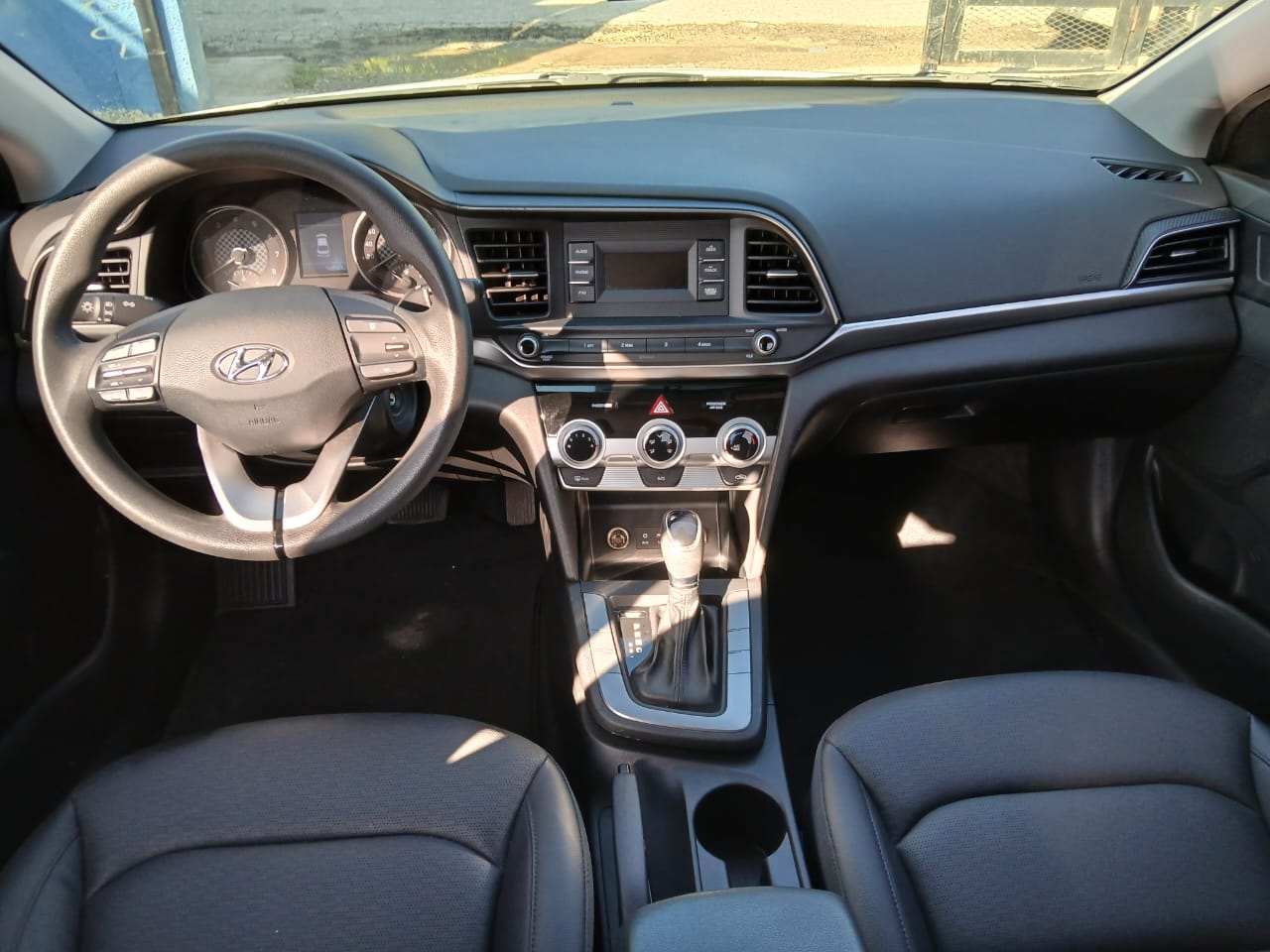 VENDO HYUNDAI AVANTE 2020  FINANCIAMIENTO DISPONIBLE  Foto 7262234-8.jpg
