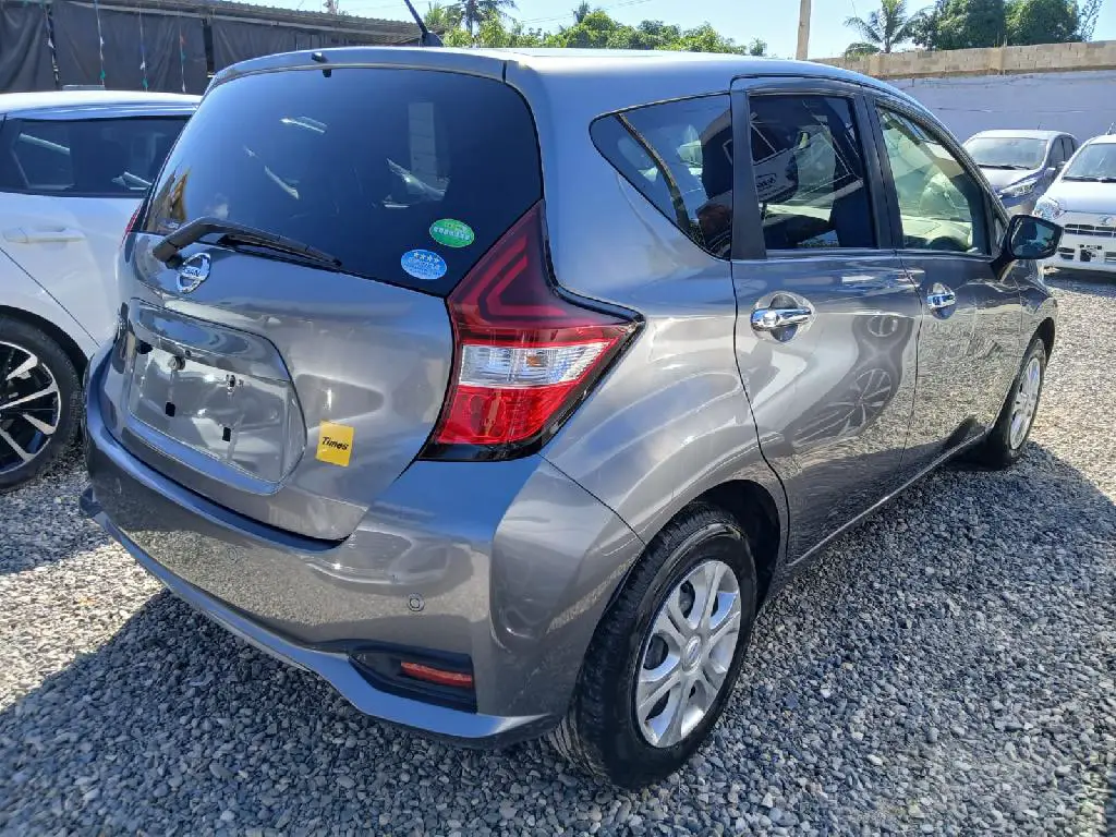 VENDO NISSAN NOTE 2019  FINANCIAMIENTO DISPONIBLE Foto 7262235-6.jpg