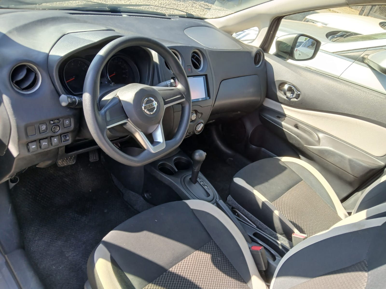 VENDO NISSAN NOTE 2019  FINANCIAMIENTO DISPONIBLE Foto 7262235-7.jpg