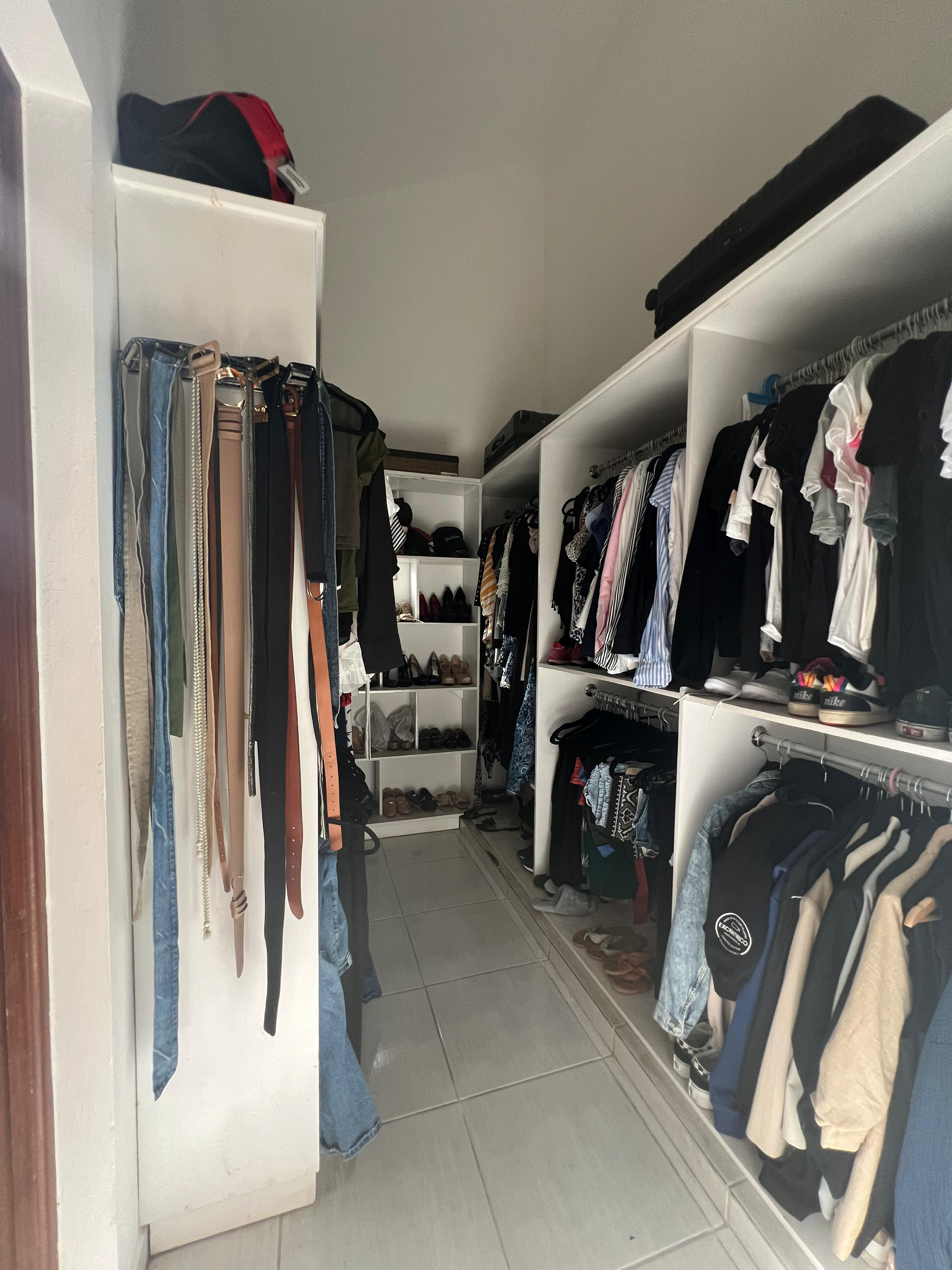 Townhouse en Metro Country Club – Totalmente Amueblado Foto 7262269-6.jpg