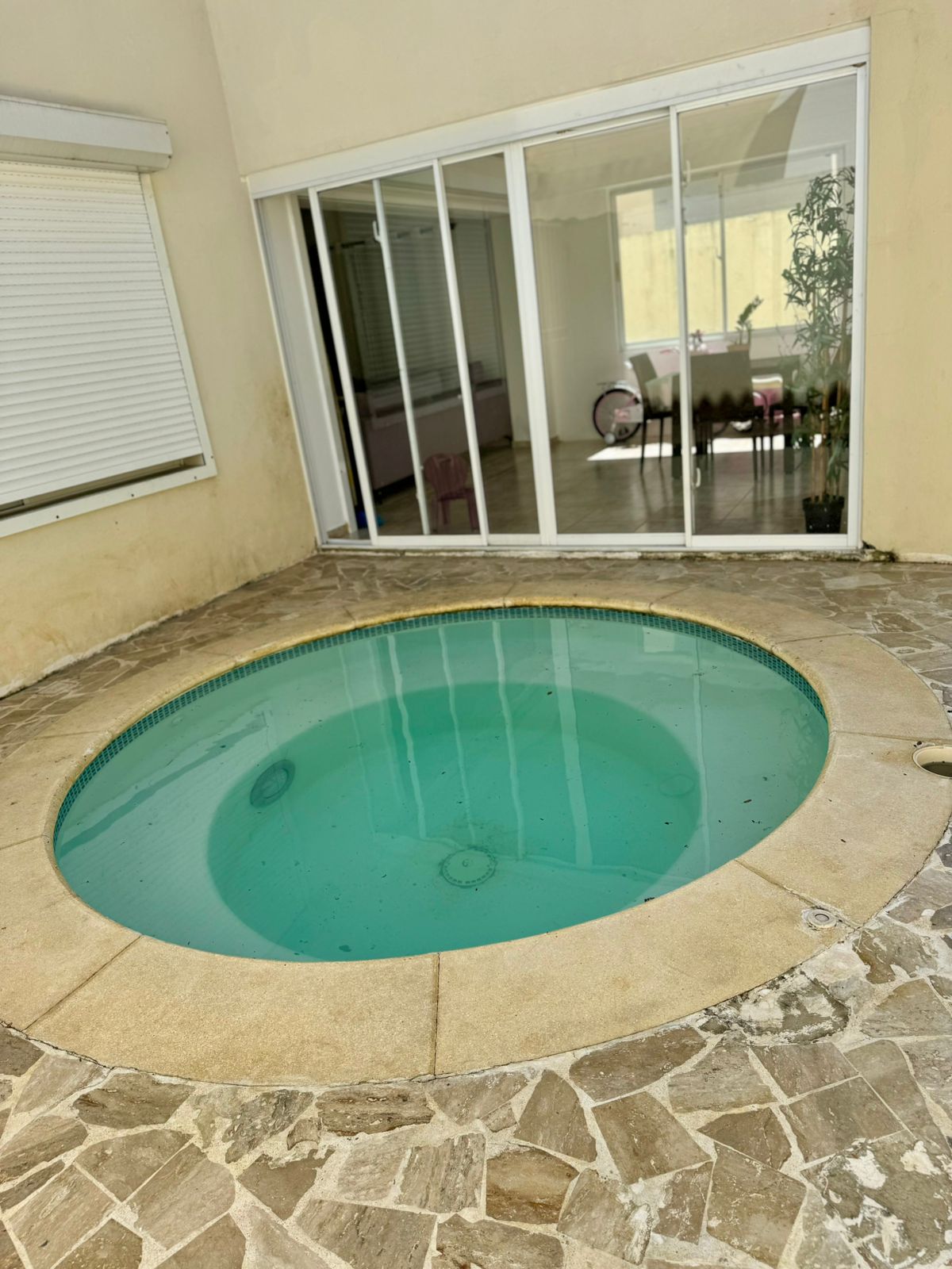 Townhouse en Metro Country Club – Totalmente Amueblado Foto 7262269-7.jpg