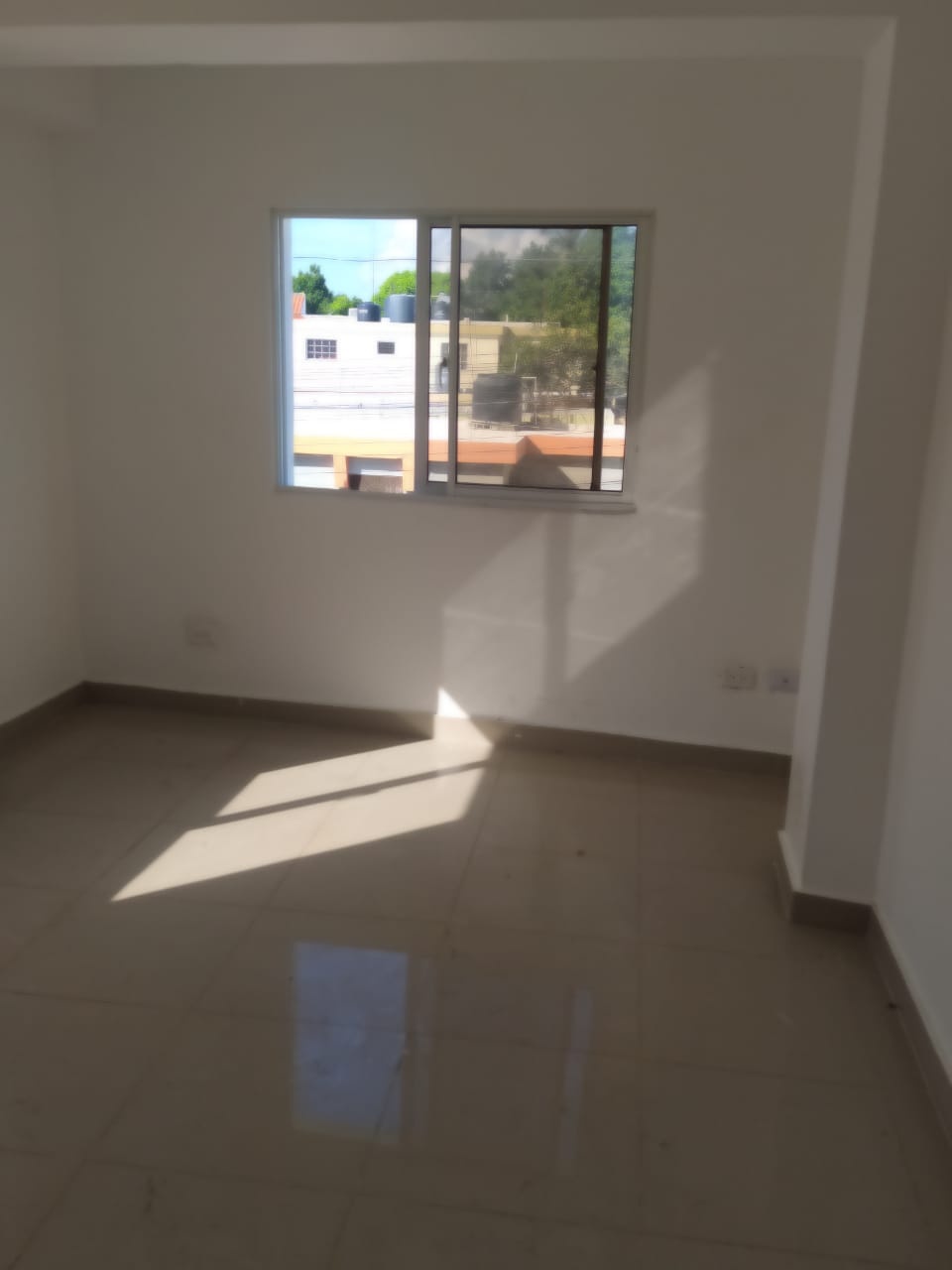 Apartamento en venta disponible de 3 habitaciones  Ubicado en la carre Foto 7262329-4.jpg