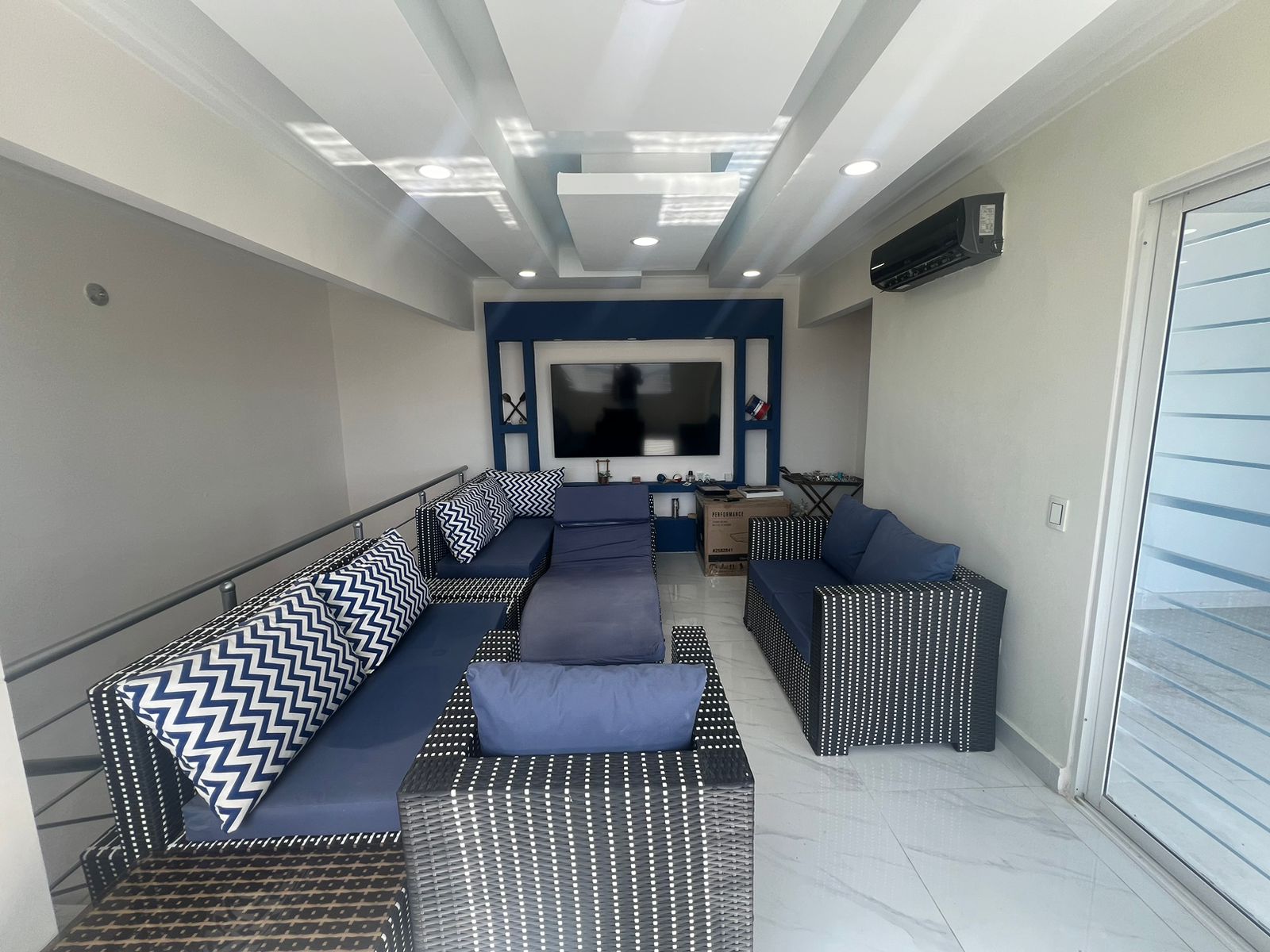 Se alquila Penthouse ubicado en Las Cayenas Autopista San Isidro Foto 7262356-12.jpg