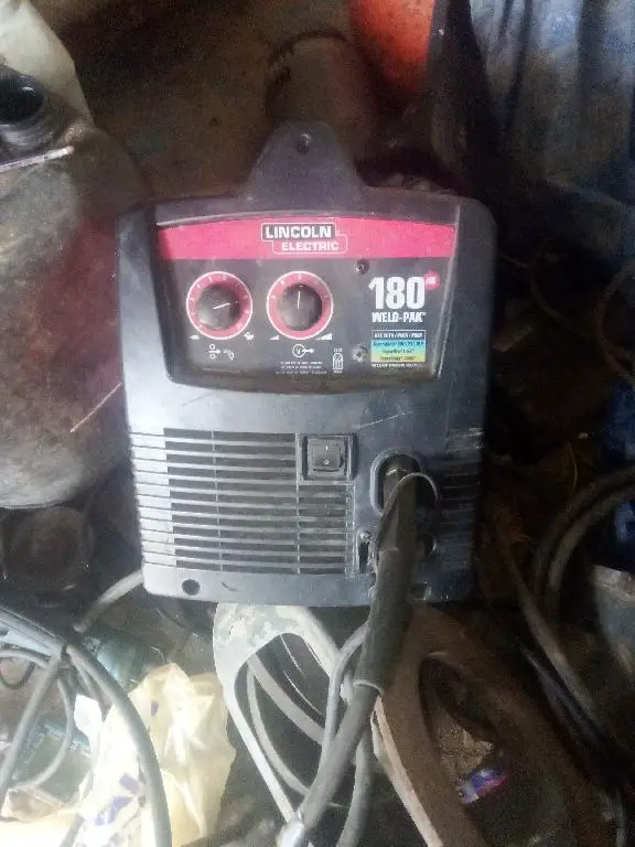 Máquina de soldar mig Lincoln 180 amp nítida  Foto 7262425-1.jpg