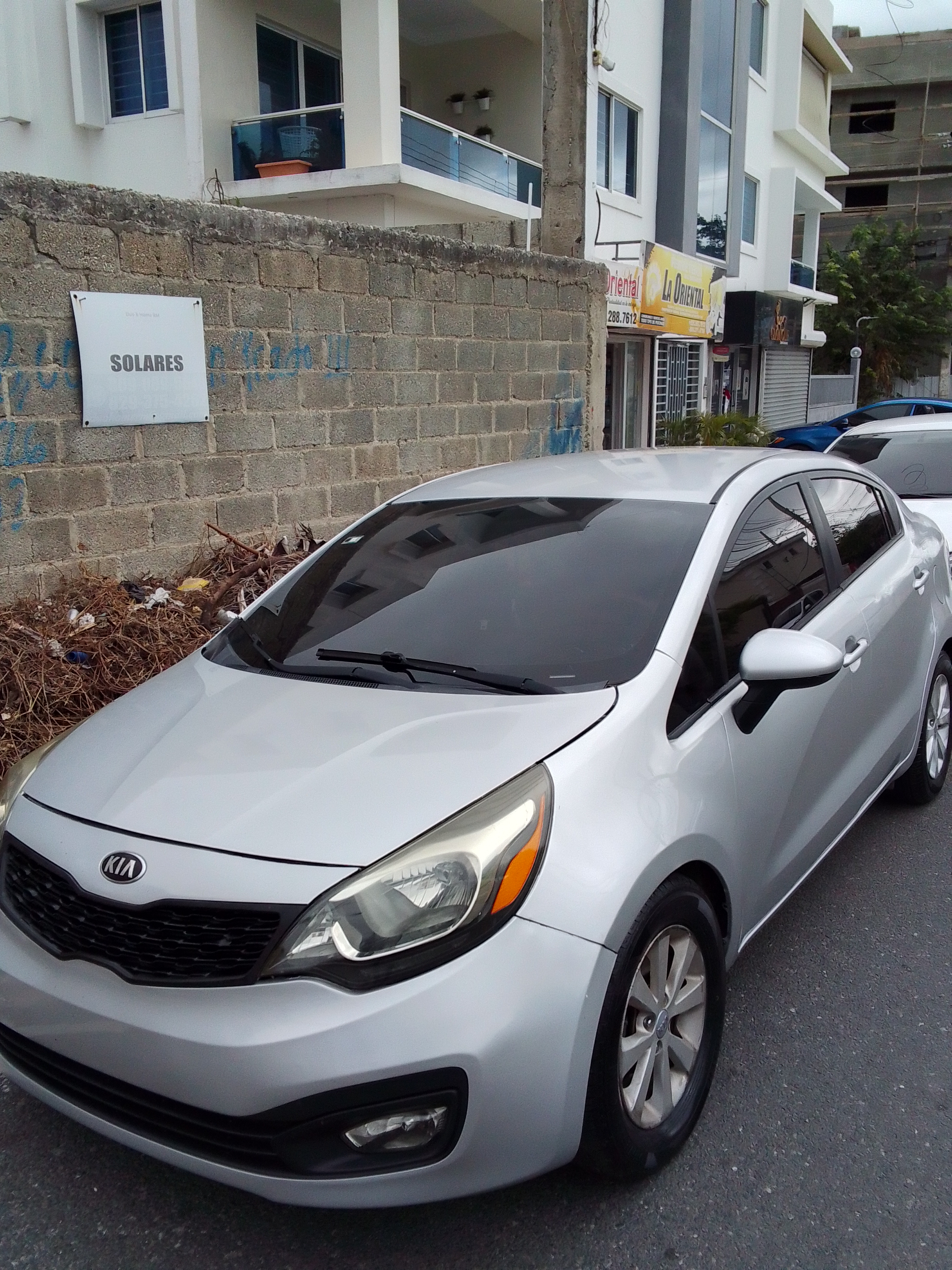 VENDO MI KIA RIO 2015 EN  465000 POR MOTIVO DE SUPERACION ESTA EN OPTI Foto 7262634-6.jpg