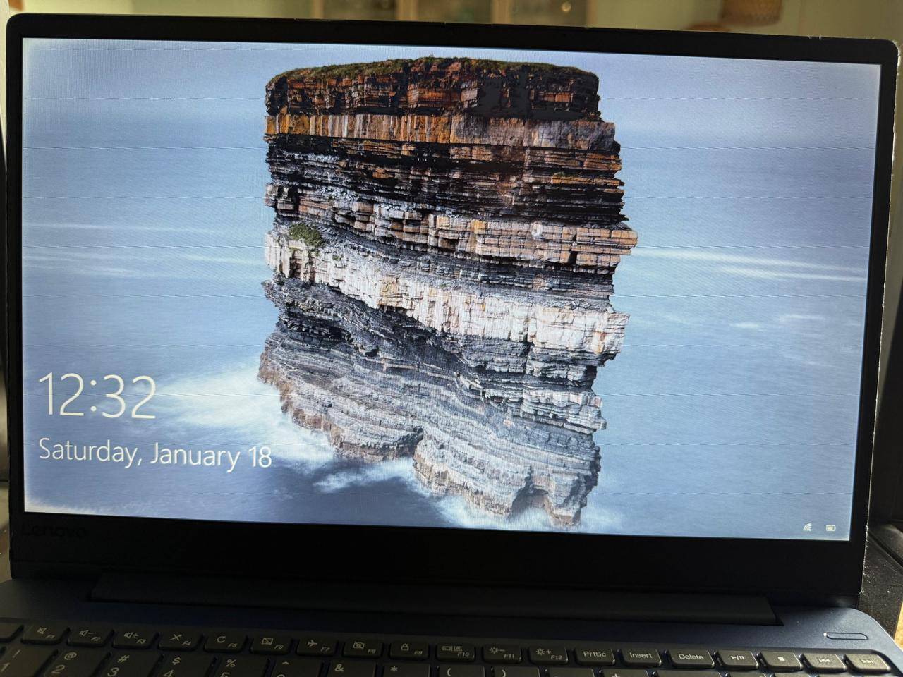 Lenovo Ideapad 330S – Pantalla 15.6 Intel Core i3 2.2GB 4GB RAM 120GB  Foto 7262639-7.jpg