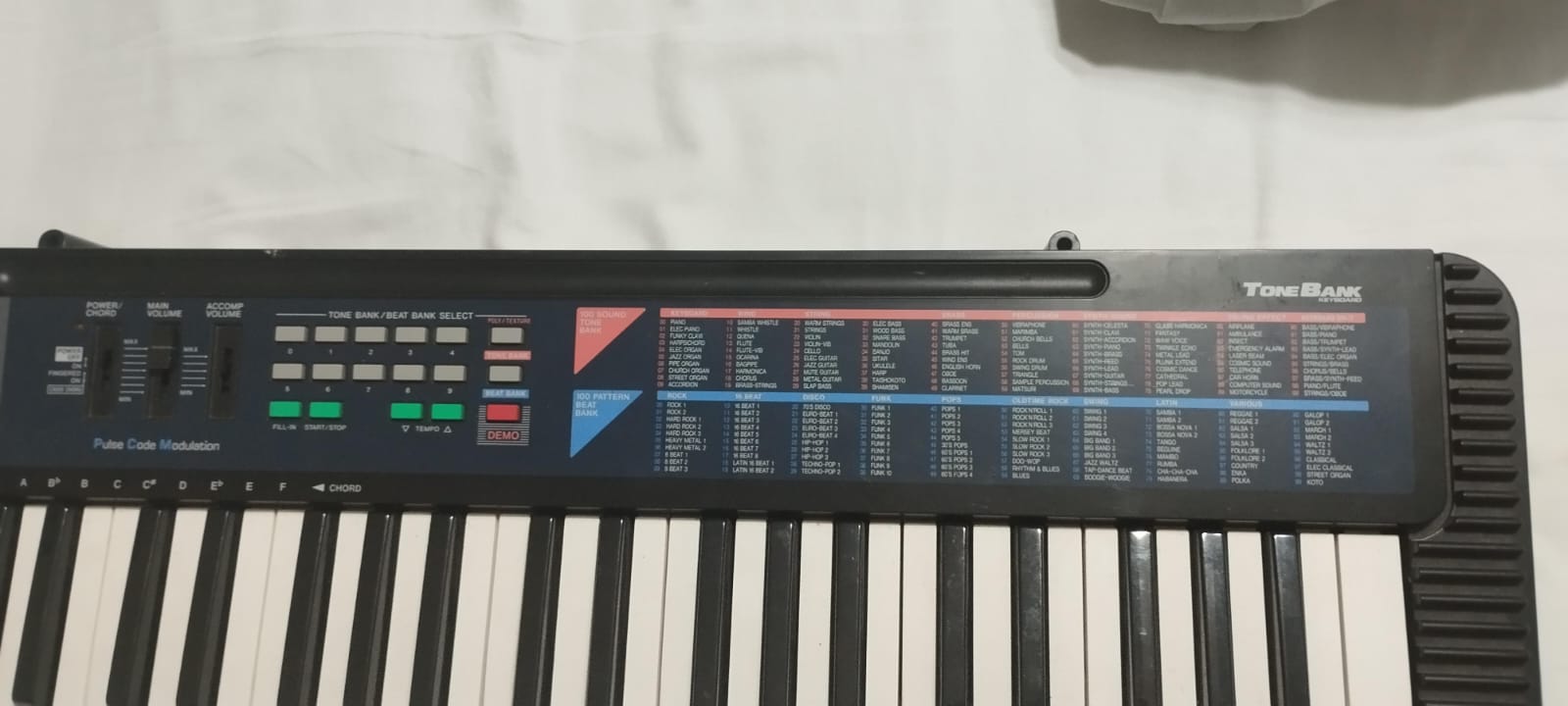 Piano Casio 49 teclas Foto 7262658-3.jpg