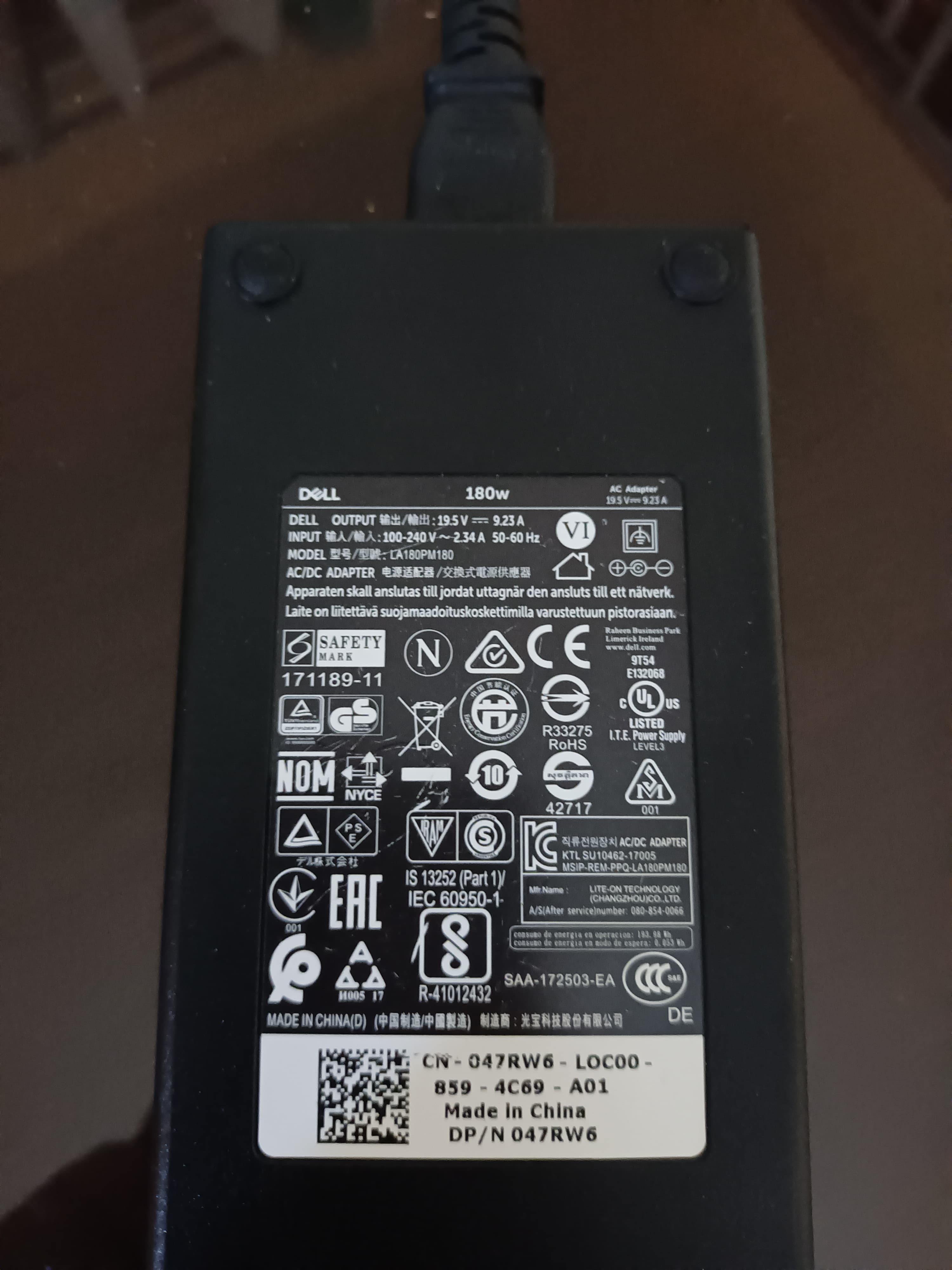 Dell Cargador de 180w Foto 7262766-1.jpg