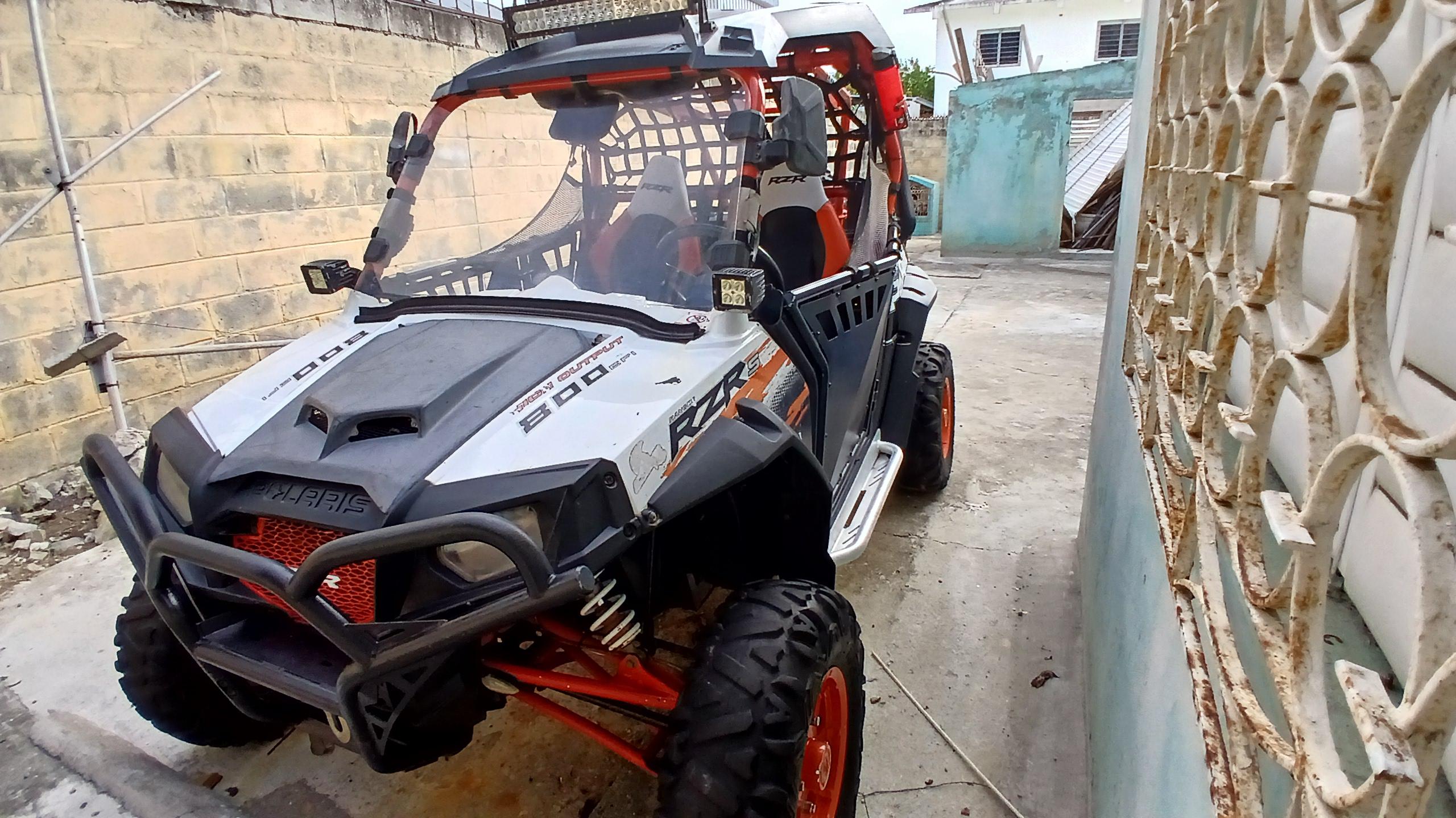 BUGGY POLARIS BLANCO/ MAMEY AÑO 2012 RZR 800S 9/10  PRECIO //US13500 D Foto 7262769-5.jpg