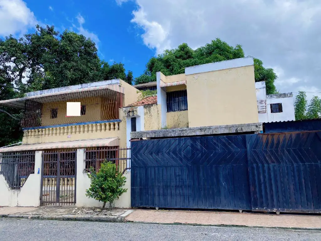 CASA EN VENTA EN LUCERNA SANTO DOMINGO ESTE  CON 413 MTS Foto 7262837-2.jpg