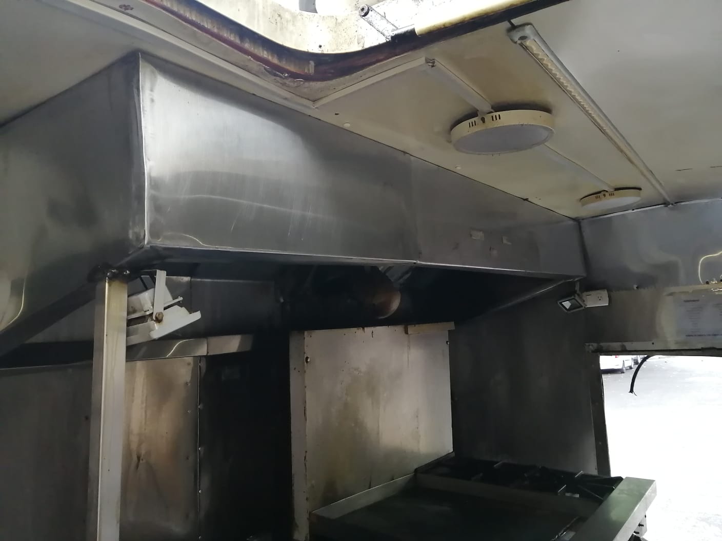 Food Truck Bus  Foto 7262894-5.jpg