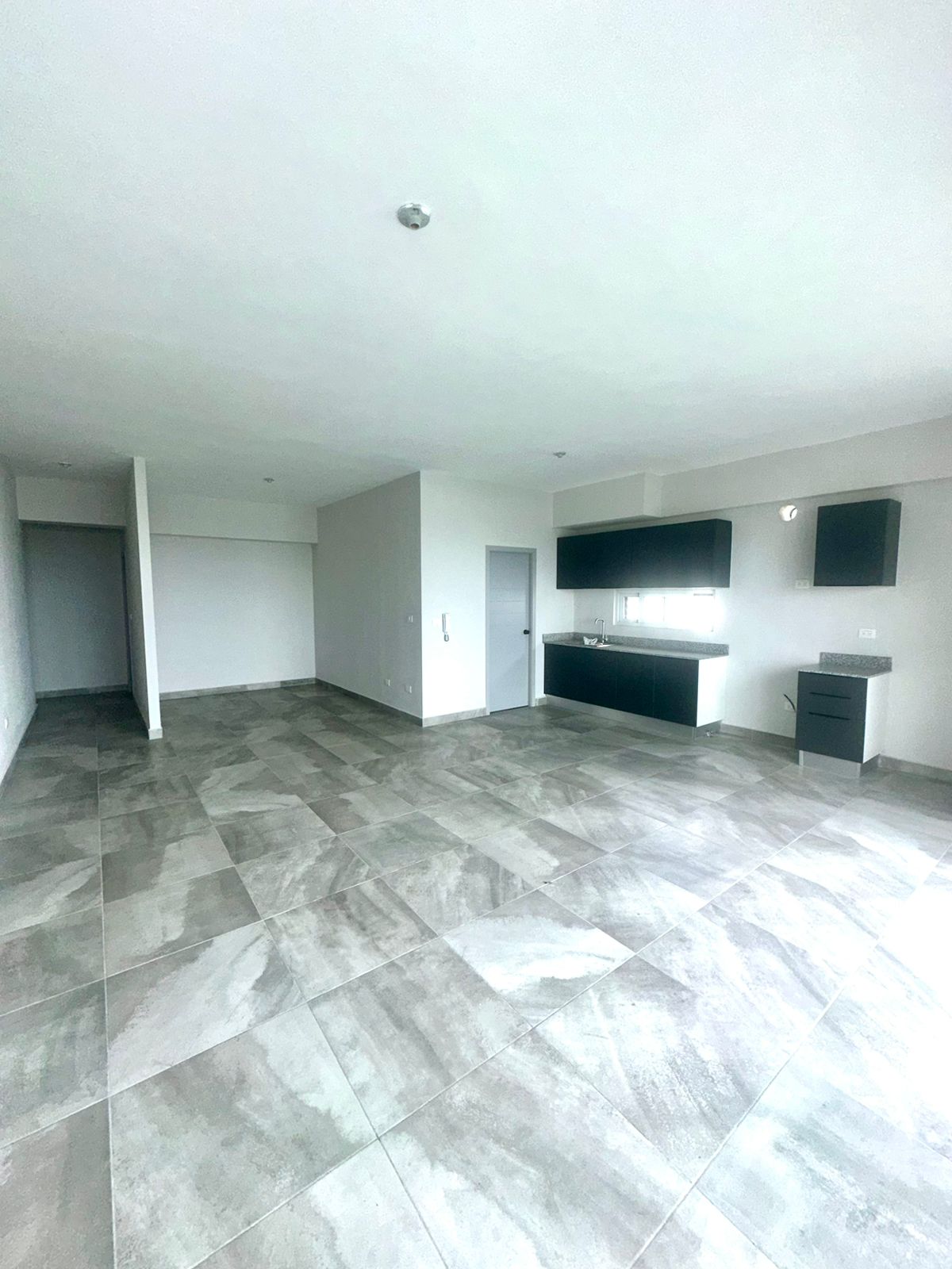 Apartamento en Venta de 2 habitaciones en Ensanche Serralles Foto 7263023-5.jpg