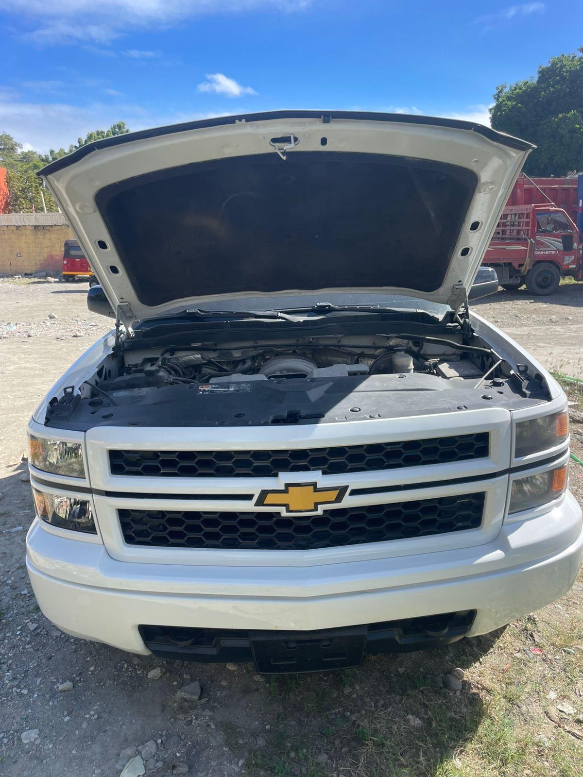 Chevrolet Silverado 2015  en Peravia Foto 7263105-6.jpg