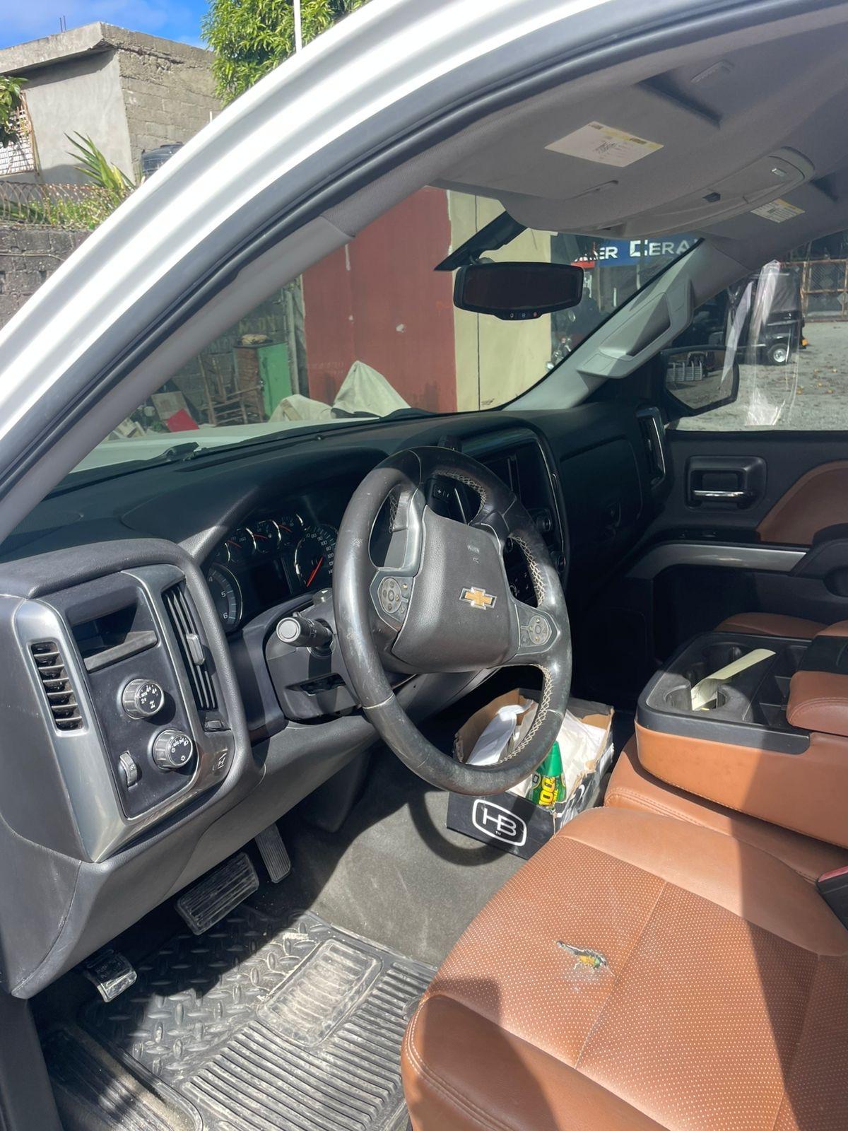 Chevrolet Silverado 2015  en Peravia Foto 7263105-7.jpg