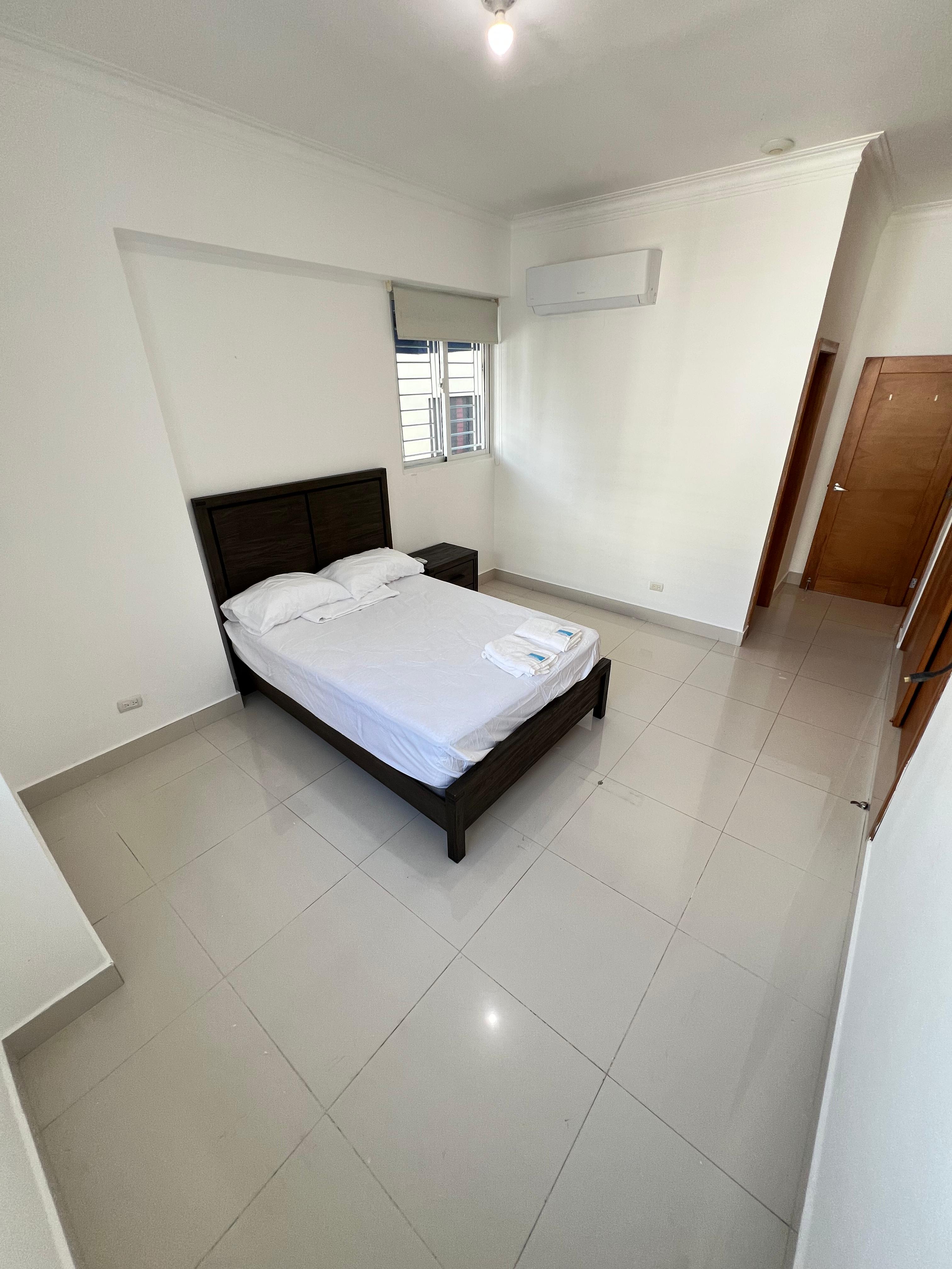 Apartamento Amueblado en Alquiler en Evaristo Morales Foto 7263332-7.jpg