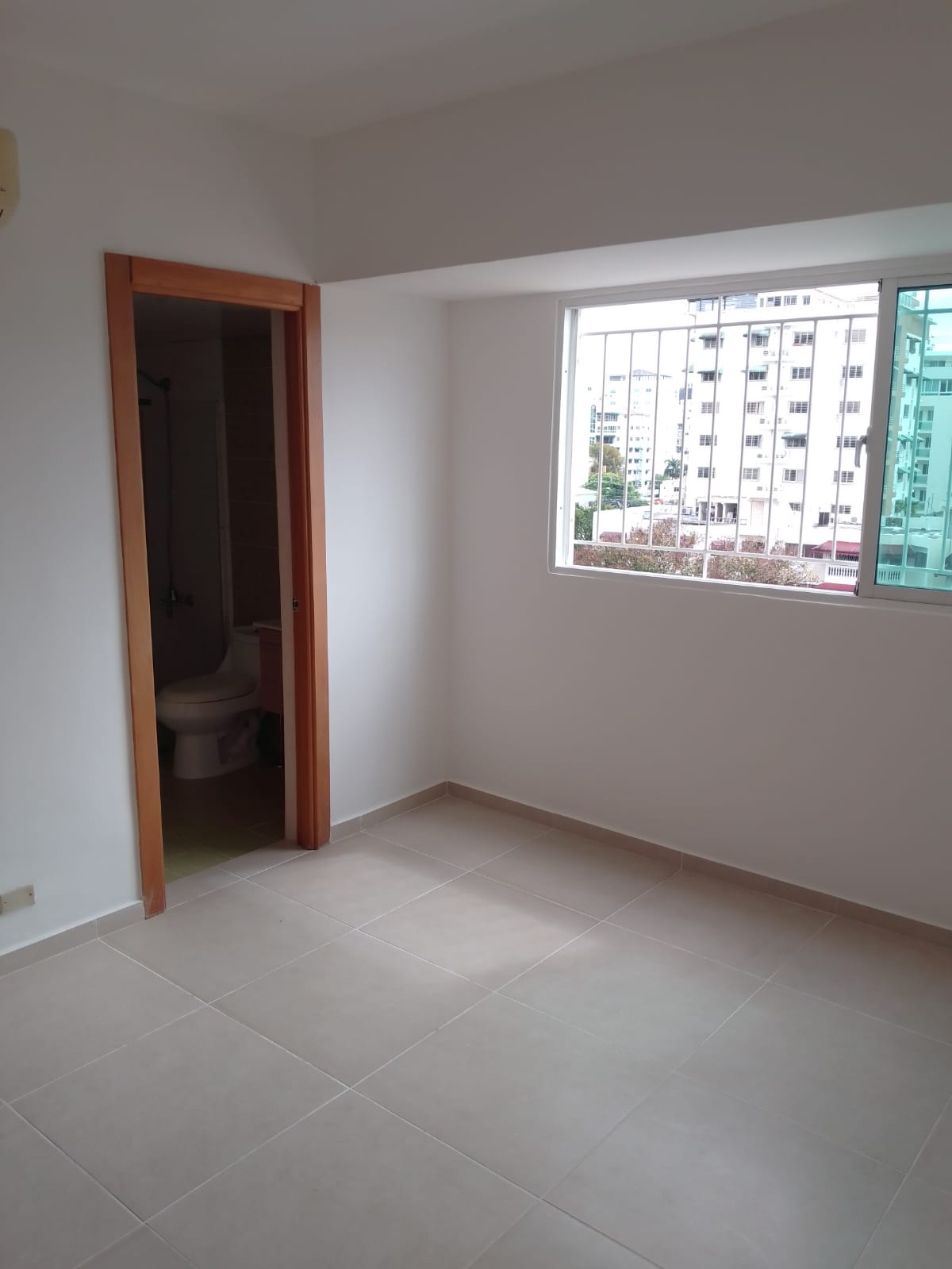 Apartamento en Alquiler en Evaristo Morales Foto 7263351-3.jpg