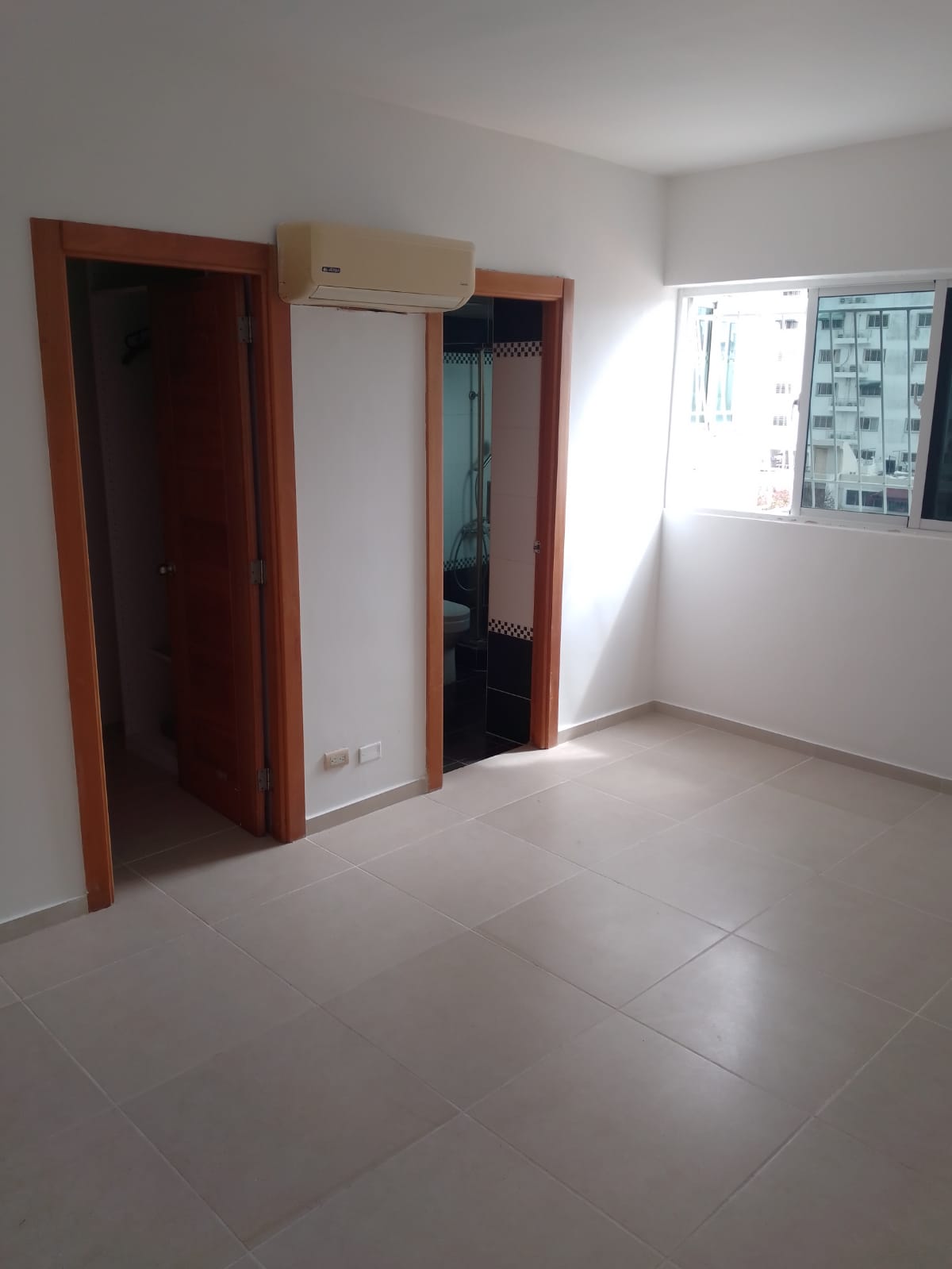 Apartamento en Alquiler en Evaristo Morales Foto 7263351-6.jpg