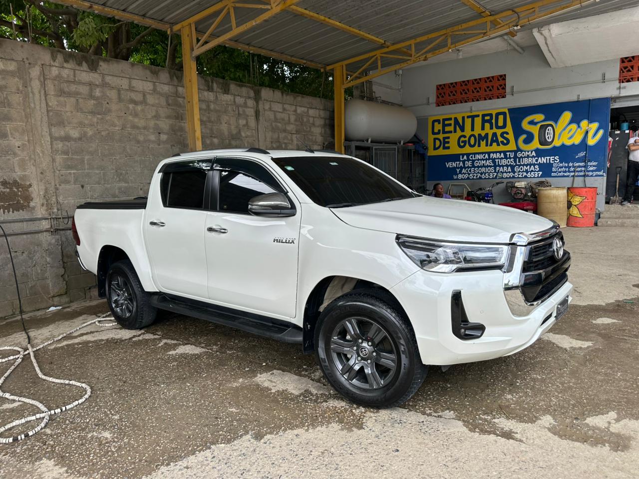 Venta de Toyota Hilux  en Santo Domingo Oeste Foto 7263473-9.jpg