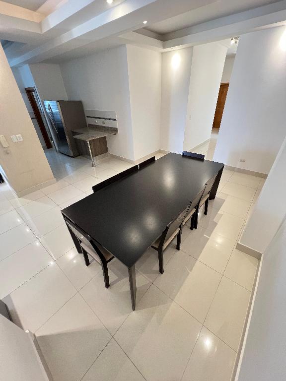 Apartamento Amueblado en Alquiler en Evaristo Morales Foto 7263480-2.jpg