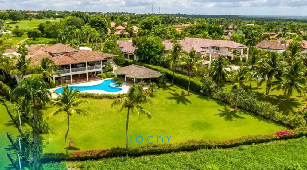 Jochy Real Estate vende villa en Casa de Campo La Romana R.D Foto 7263689-15.jpg