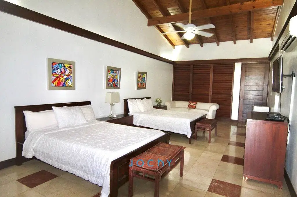 Jochy Real Estate vende villa en Casa de Campo La Romana R.D Foto 7263689-7.jpg