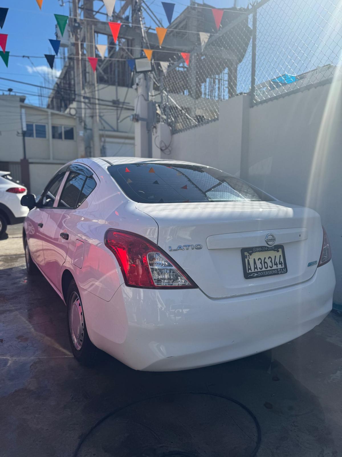 Nissan Latio 2015 en Santo Domingo Este Foto 7263713-4.jpg