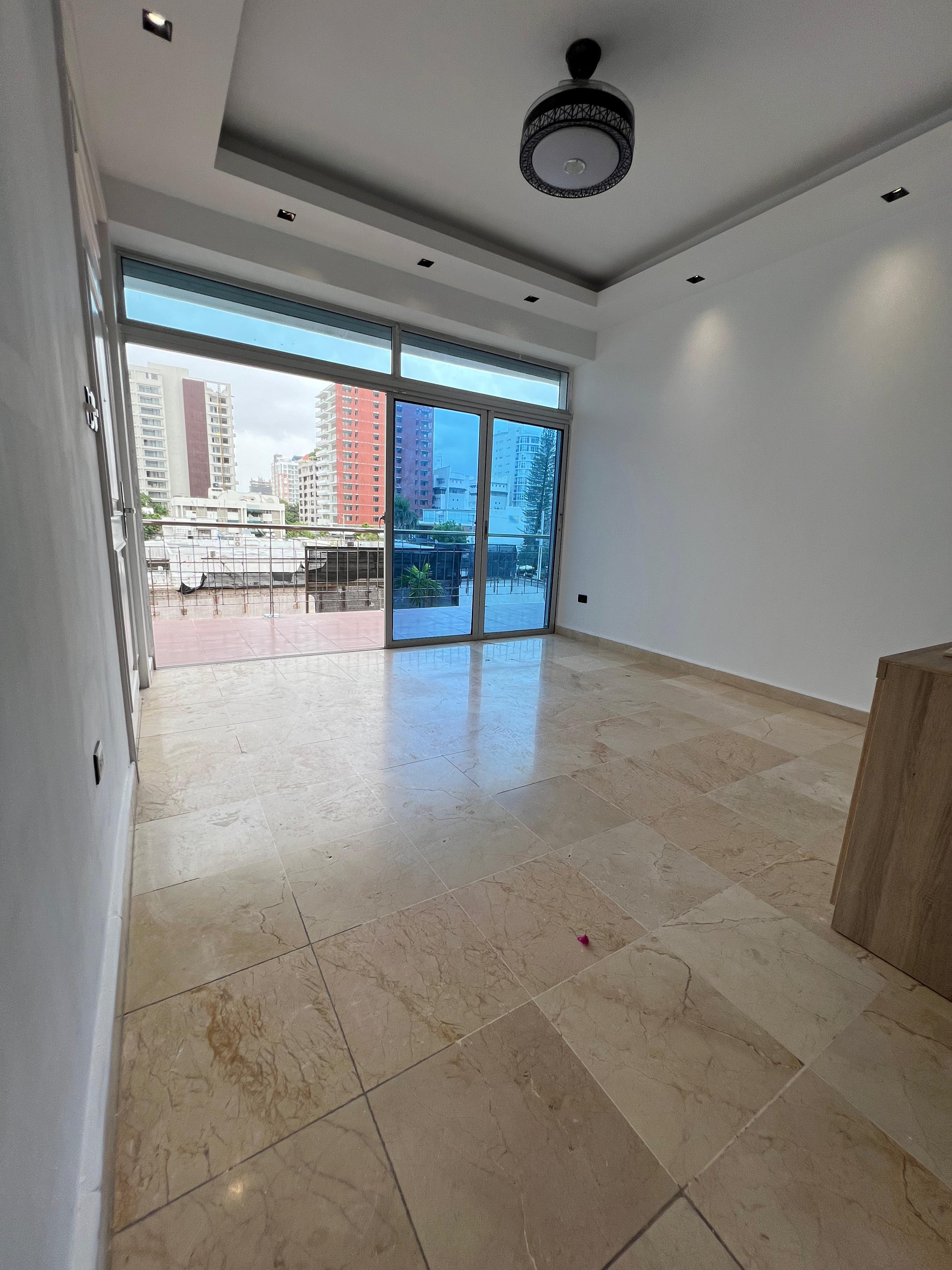 Apartamento en alquiler con Linea Blanca en Piantini Foto 7263881-11.jpg