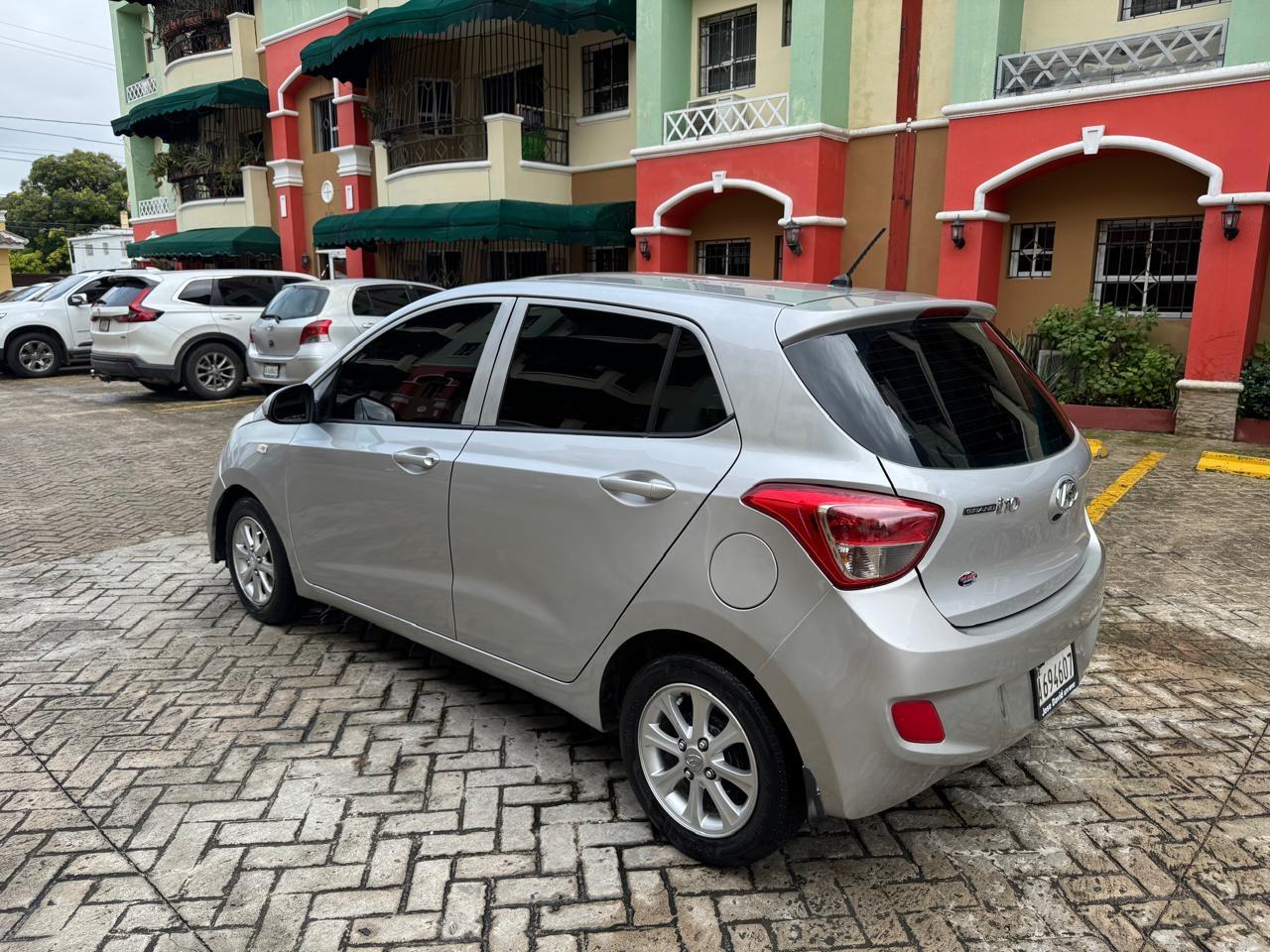 Hyundai I10 año 2016 Foto 7263985-7.jpg