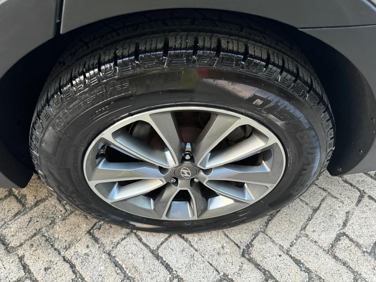 Hyundai Santa Fe sport tres filas año 2018 Foto 7264001-15.jpg