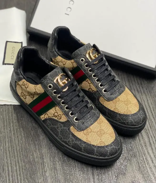 Sneakers Tenis Teni Gucci Ultimately 2025 Foto 7264062-1.jpg