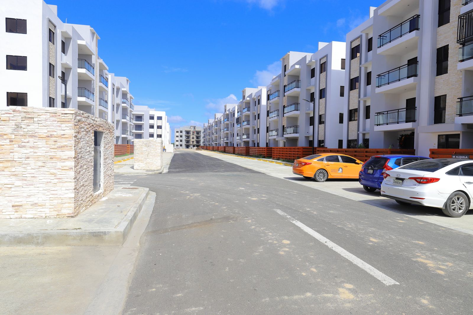 APARTAMENTOS EN VENTA – CARRETERA LAS AMÉRICAS Foto 7264086-9.jpg
