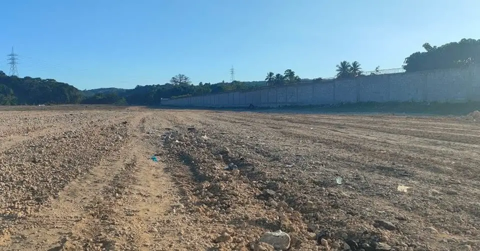 EXCLUSIVO Y RECIÉN SALIDO DEL HORNO PROYECTO DE SOLARES EN SAN CRISTÓB Foto 7264089-14.jpg