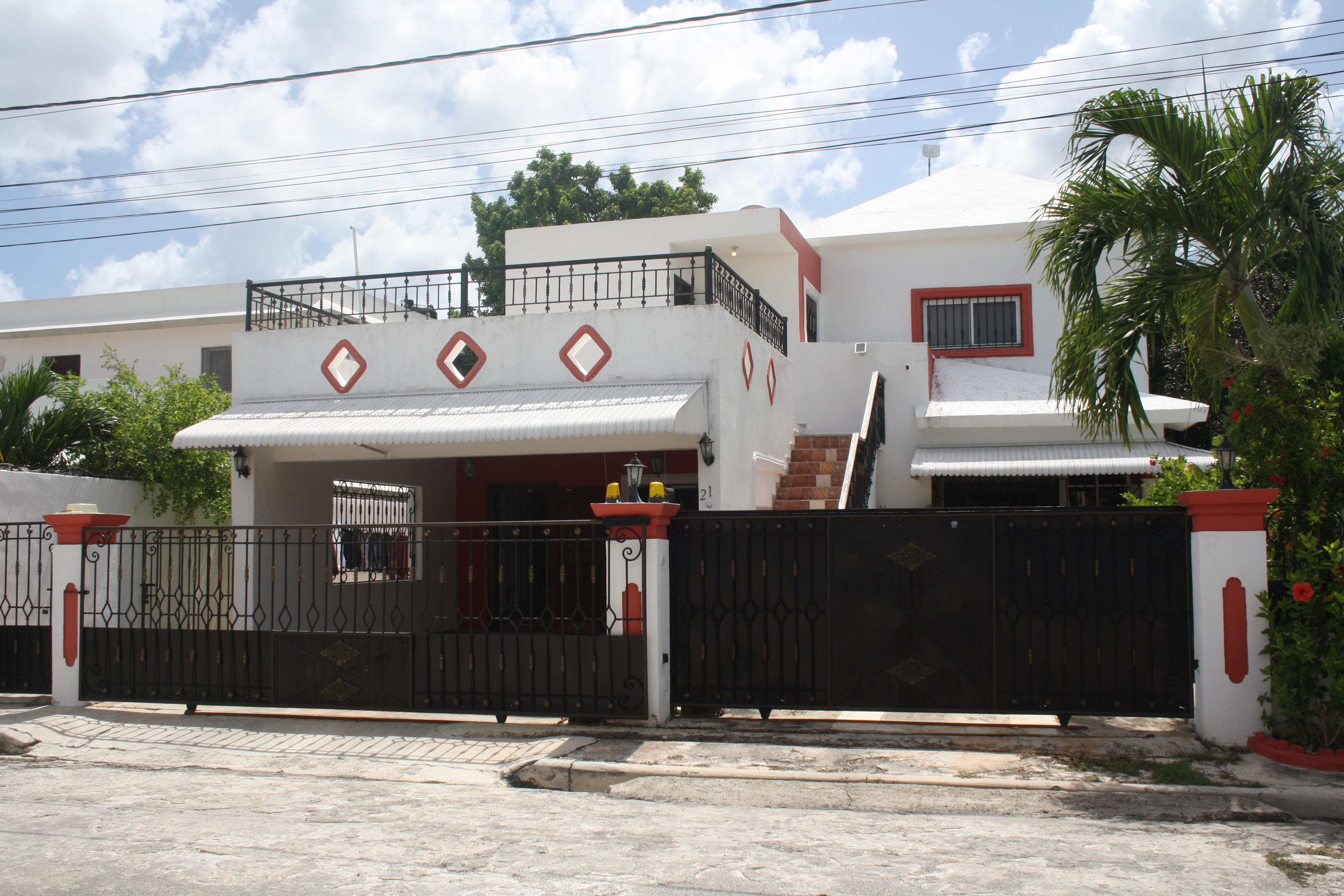 CASA DE DOS NIVELES DIVIDIDA - SE VENDEN JUNTAS Foto 7264351-1.jpg