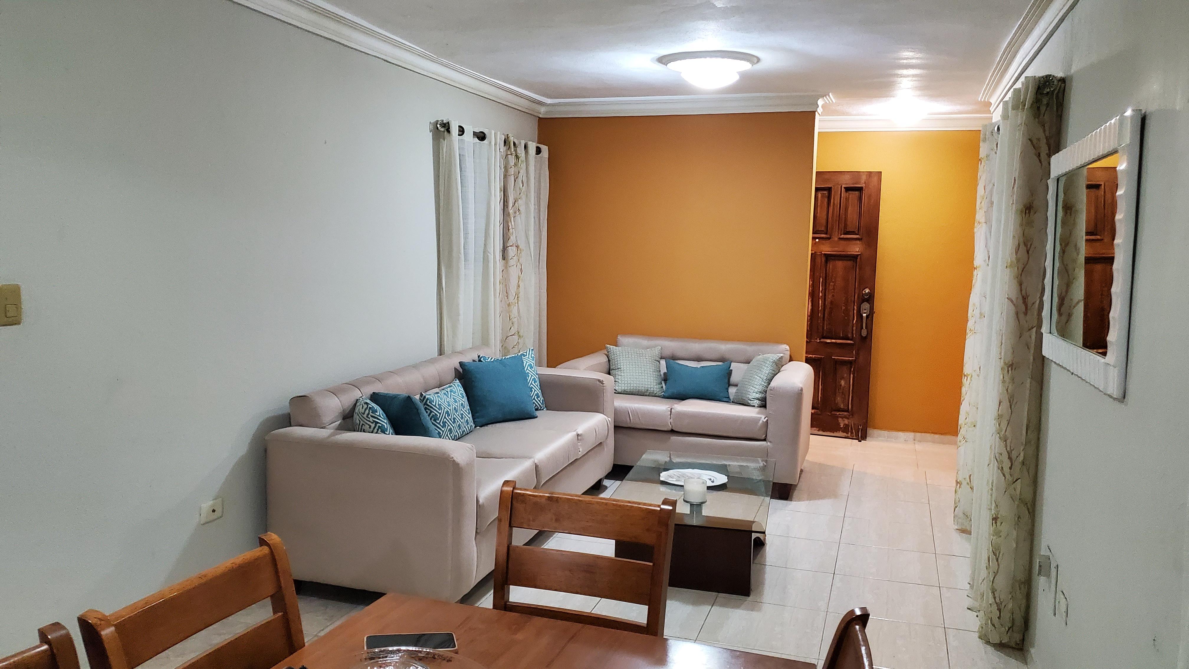 CASA DE DOS NIVELES DIVIDIDA - SE VENDEN JUNTAS Foto 7264351-12.jpg