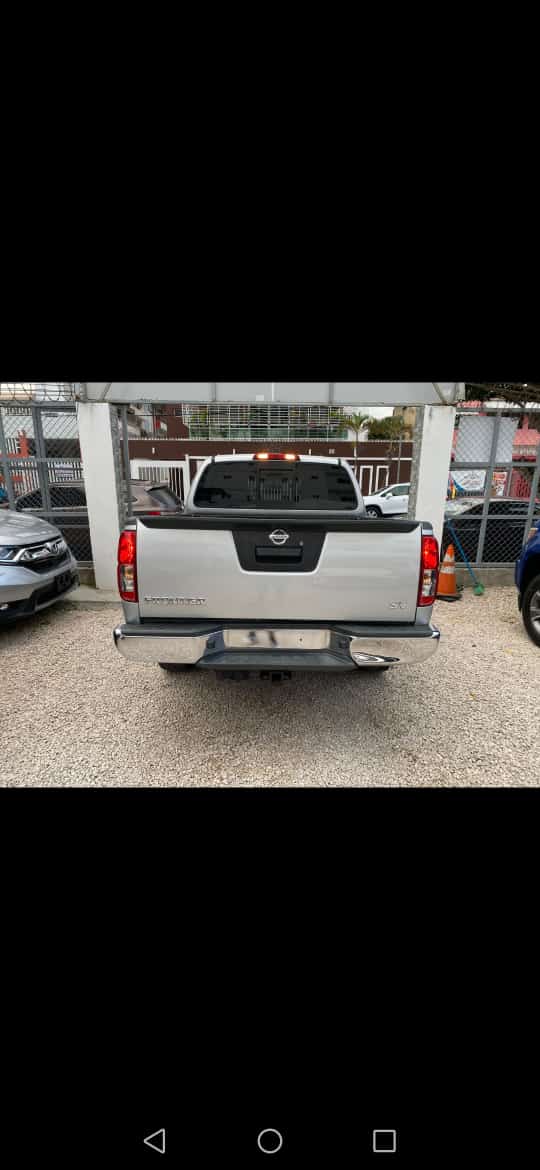 Nissan Frontier SV 2019  en Santo Domingo Este Foto 7264394-11.jpg