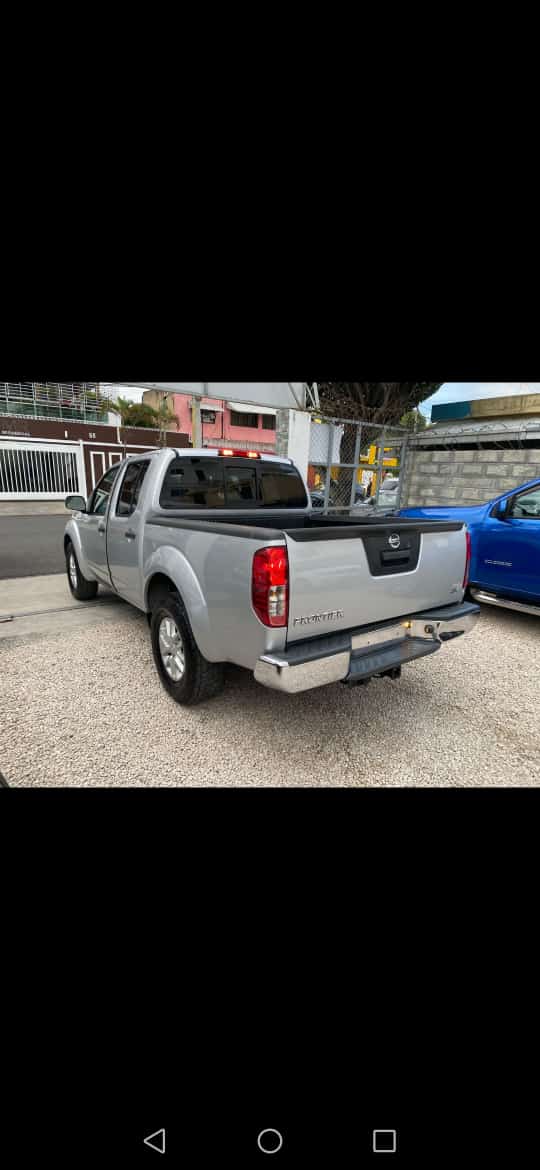 Nissan Frontier SV 2019  en Santo Domingo Este Foto 7264394-9.jpg