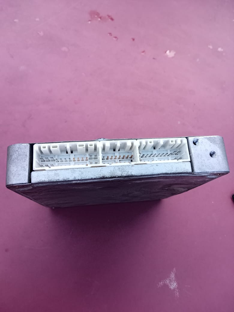 Toyota Prado KZH100G 89661-26400 1KZ-TE A/T Ecu Ecm oem jdm used 89661 Foto 7264510-2.jpg