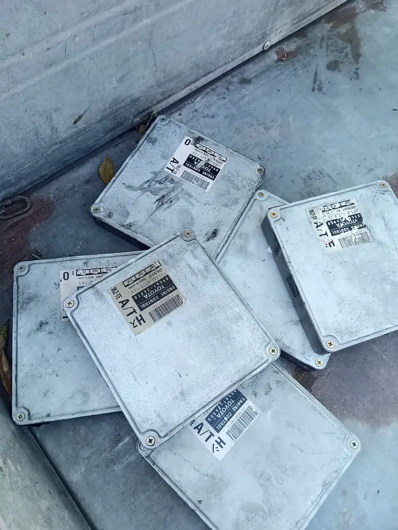 Toyota Prado KZH100G 89661-26400 1KZ-TE A/T Ecu Ecm oem jdm used 89661 Foto 7264510-3.jpg