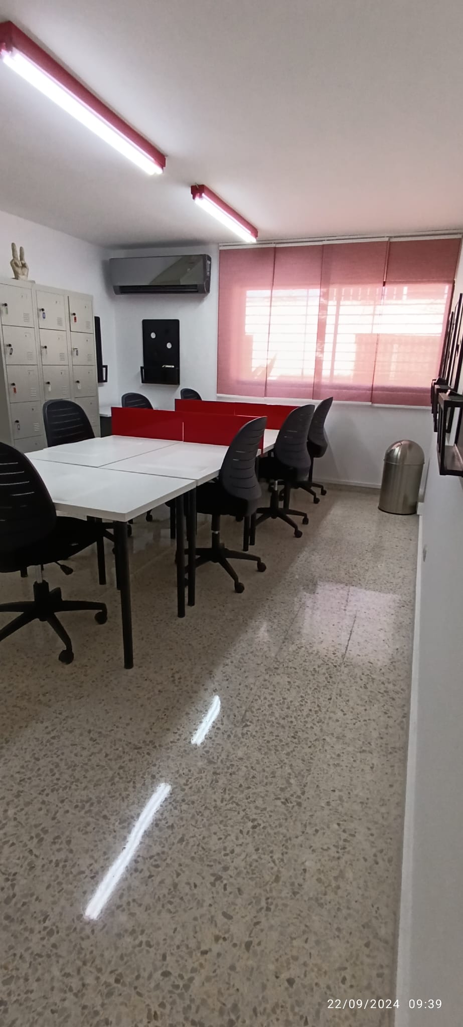 OPORTUNIDAD EN PIANTINI AMUEBLADA MODERNA OFICINA A 100 MTS DE PLAZA C Foto 7264690-6.jpg