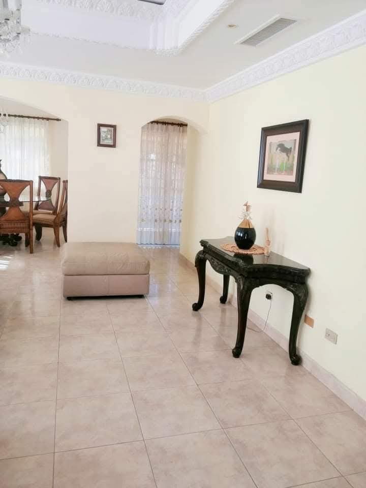 DEVENTA Casa muy amplia de oportunidad! Ésta casa ésta en Puertas de H Foto 7264797-8.jpg