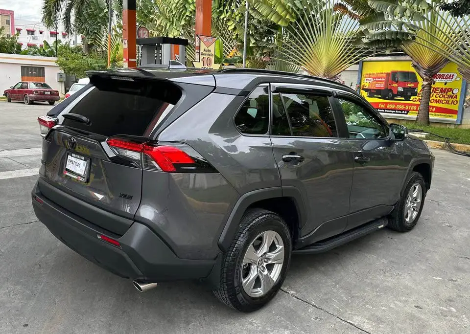 TOYOTA RAV4 XLE 2022 Foto 7264876-4.jpg