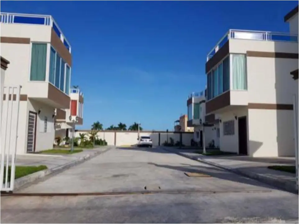 OPORTUNIDAD UNICA CASA 3 NIVELES AMUEBLADA  EN BAVARO RES. BUENA VISTA Foto 7264877-2.jpg