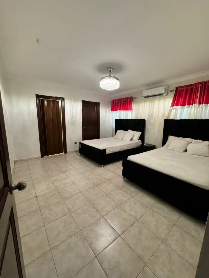Se vende una casa de 2 Niveles en Altos de Arroyo Hondo II  Foto 7264901-3.jpg