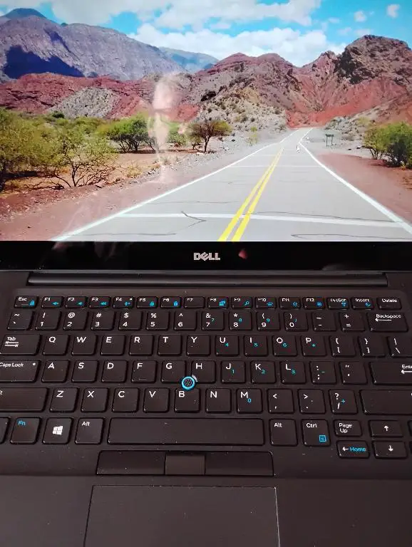 LAPTOP DELL 7480 14 pulg INTEL I7 TOUCHSCREEN Foto 7264910-1.jpg