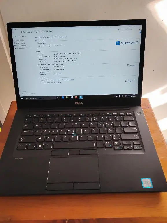 LAPTOP DELL 7480 14 pulg INTEL I7 TOUCHSCREEN Foto 7264910-3.jpg