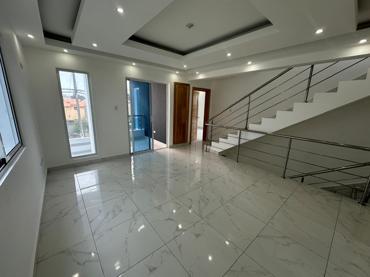 Se vende casa moderna de 3 niveles ubicada en Brisa Oriental Foto 7264912-5.jpg