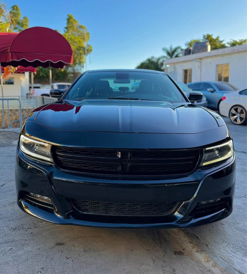 DODGE CHARGER SXT 2019  Foto 7264937-2.jpg