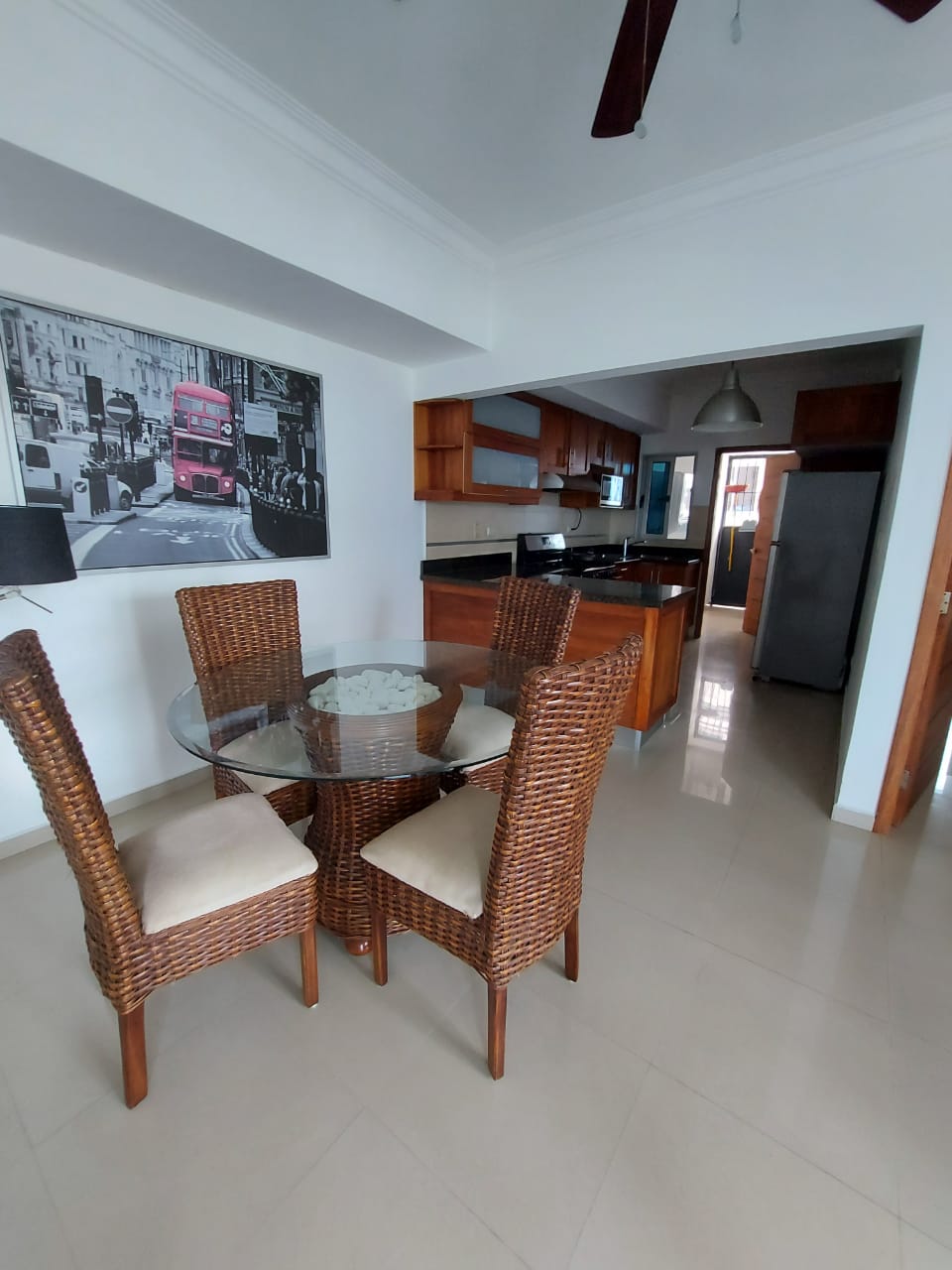 Alquilo Moderno Apartamento Amueblado en Piantini! Foto 7264953-6.jpg