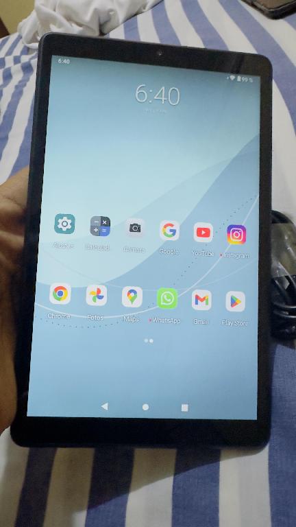 TABLET LENOVO 8” WIFI 16GB COMO NUEVA Foto 7265030-1.jpg